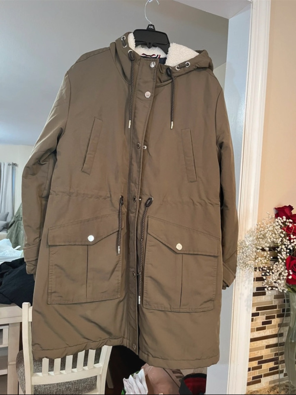 Tommy Hilfiger women’s Olive Hooded Parka Jacket - Cozy Lined Winter Coat